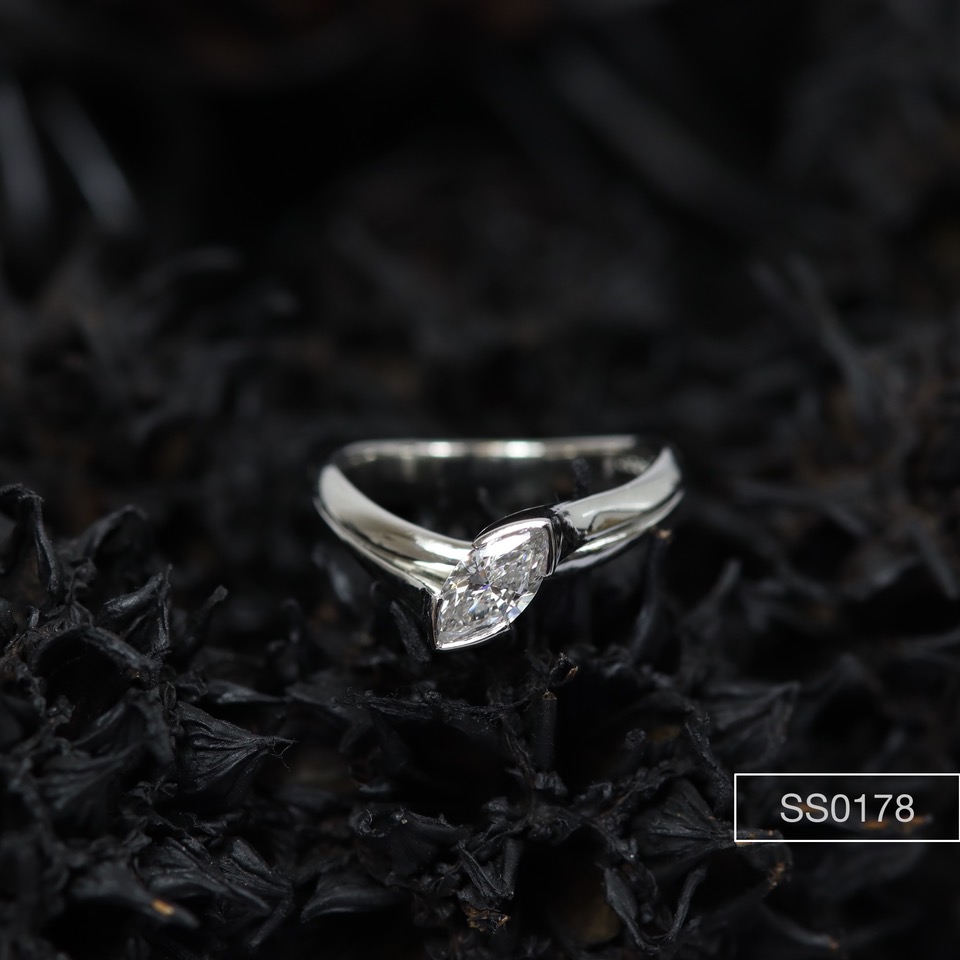 bespoke-jewellery-engagement