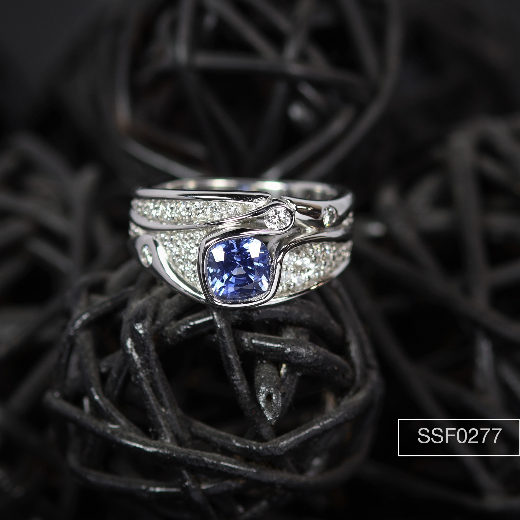 bespoke-jewellery-engagement