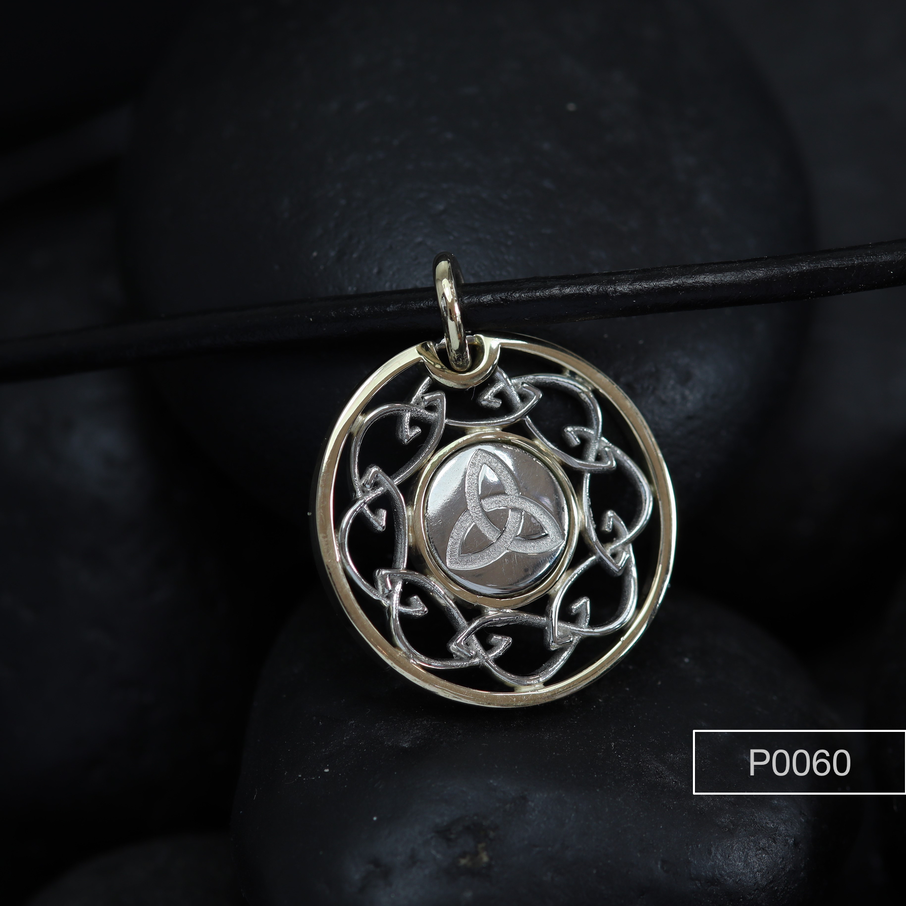bespoke-jewellery-pendant