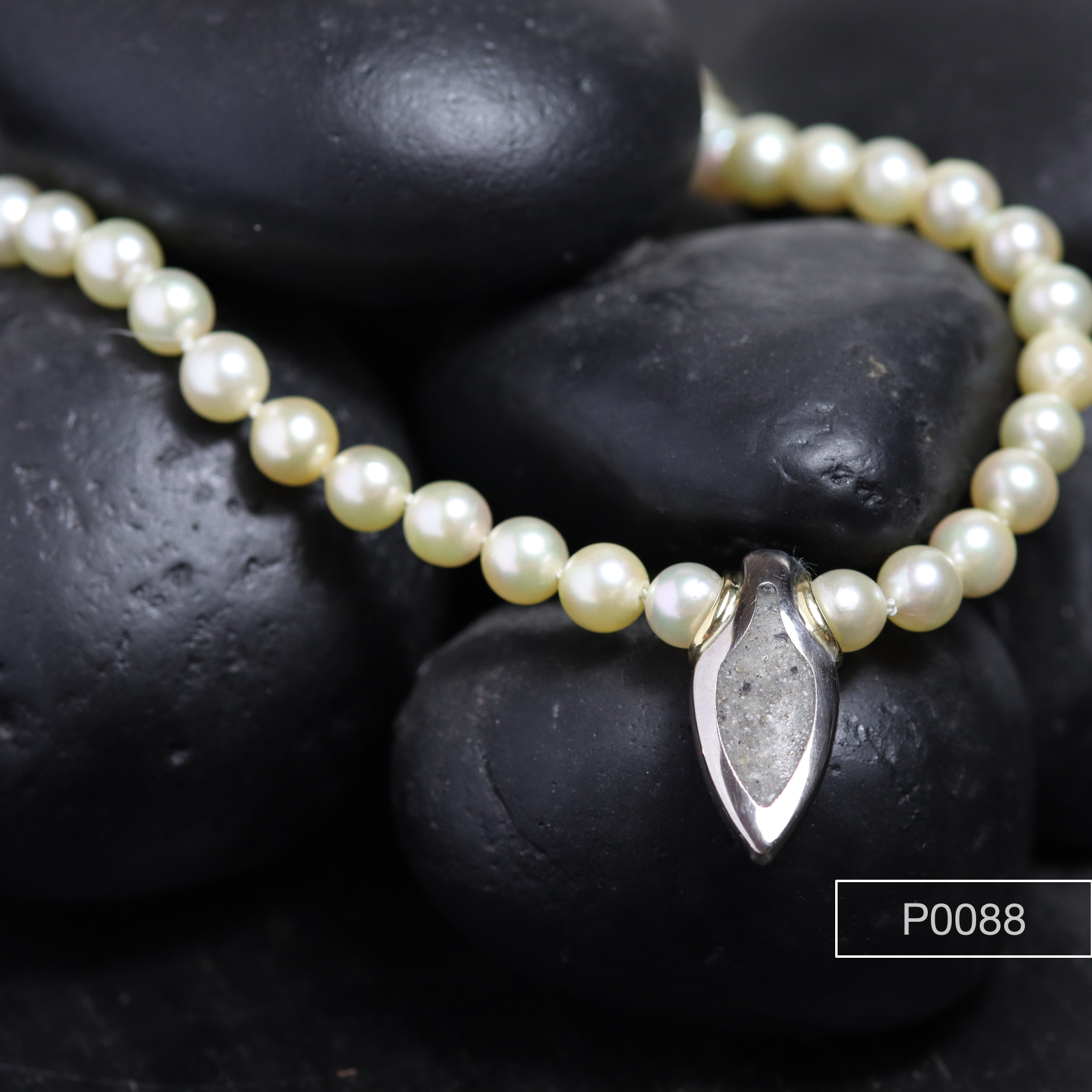 bespoke-jewellery-pendent